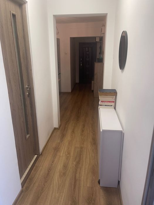 Închiriez apartament două camere în regim hotelier