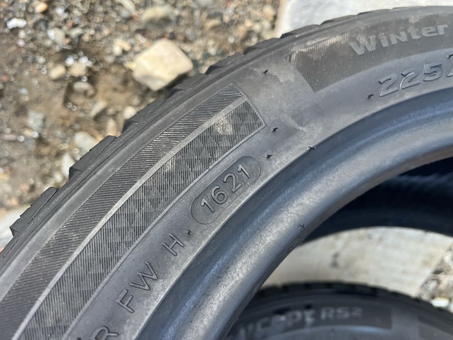 225/45 R17 de iarna M+S Hankook