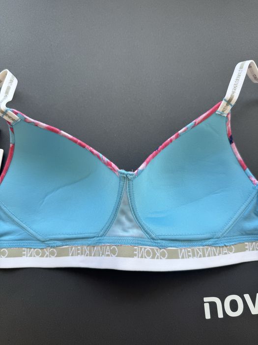 Комплект сутиен прашки /бикини Calvin Klein /XS, S/