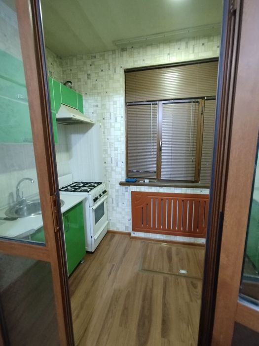 Чиланзар20 ор магазин AYGEN 30м² подвал в доль дороги 3ком 35м²подвал