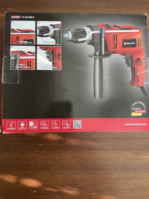 ЧИСТО НОВА Комплект ударна бормашина einhell