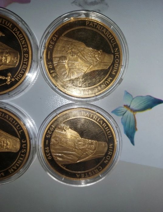 Medalii vechi în stare perfecta