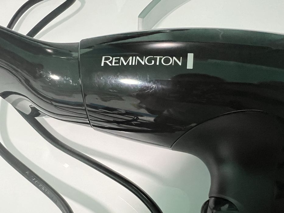Uscator de par Remington
