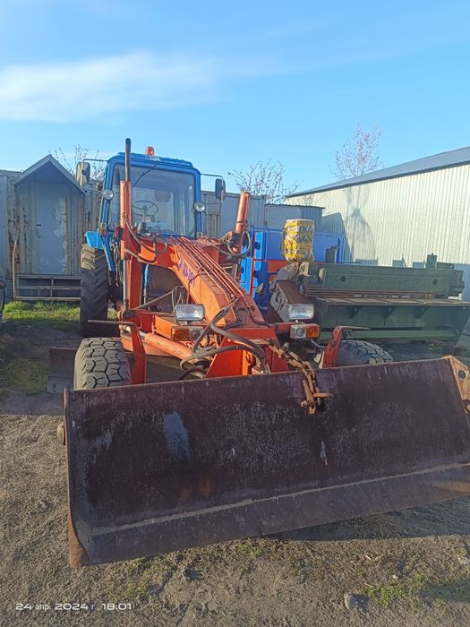 Продам МТЗ-80 авто грейдер.