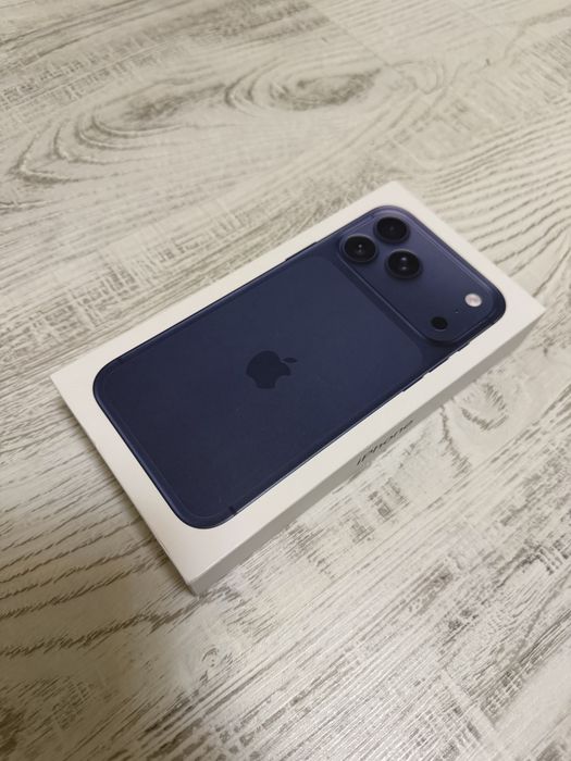 НОВ Iphone 17 Pro Max 256GB Blue 24м. ГАРАНЦИЯ