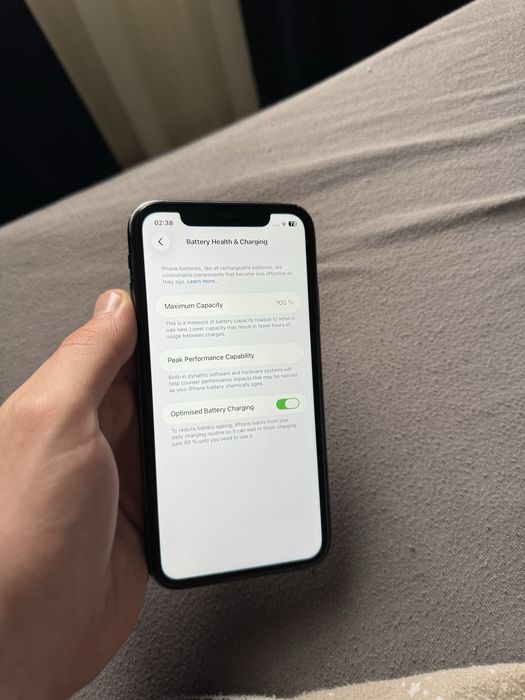 iPhone 11 64gb 100%