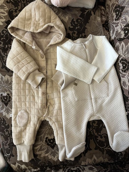 Зимние комбинезоны на малышей