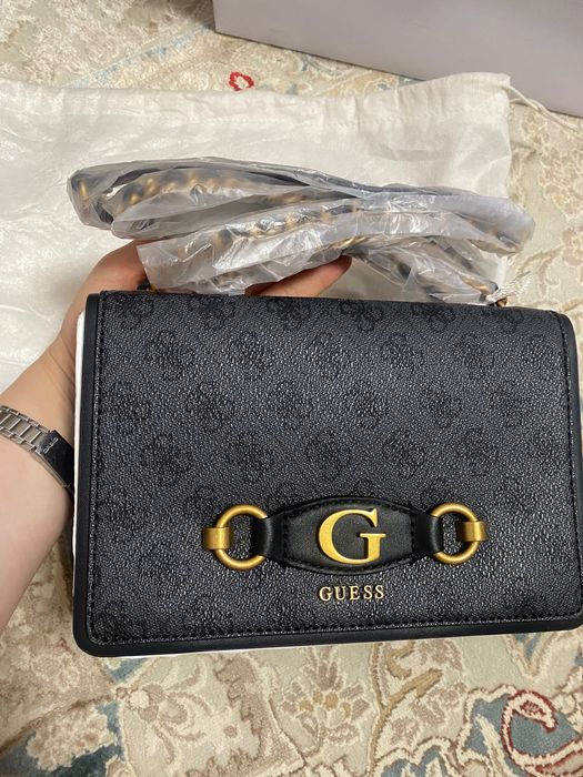 Кросбоди сумка Guess