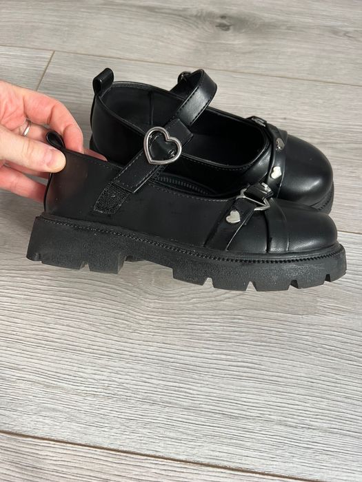 Детски официални обувки за момиче