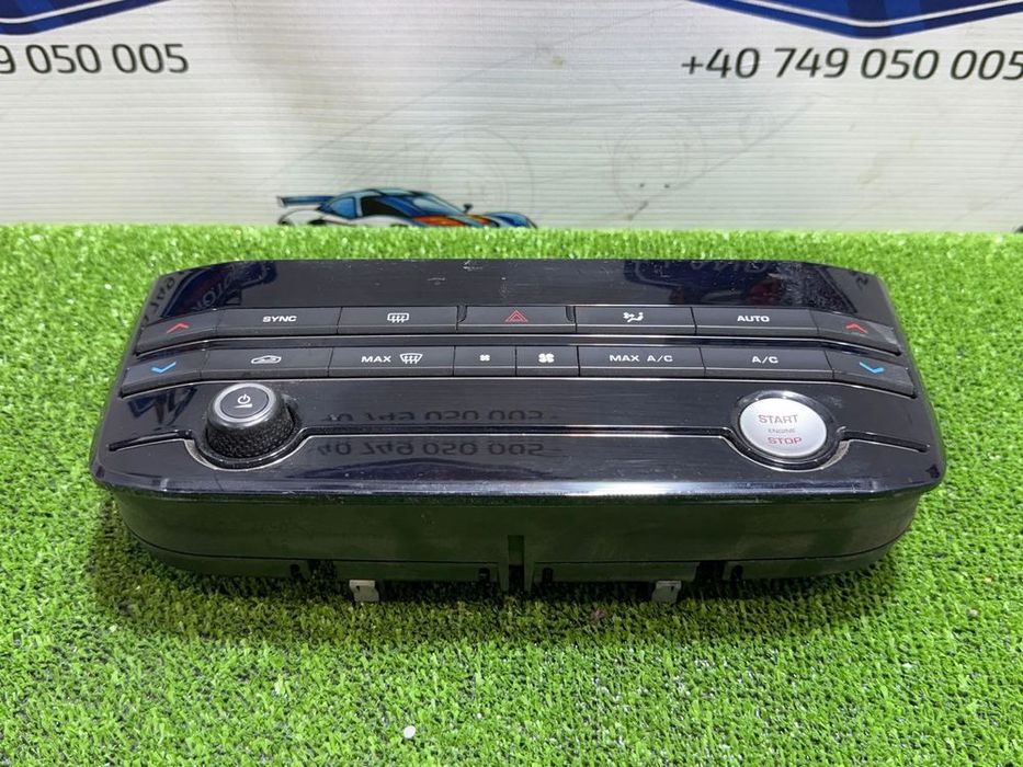 PANOU COMANDA CLIMA / AC / START STOP JAGUAR XF X250 3.0 DIESEL 2011 COD OEM GX73-18C858-CF / BERLINA 2009-2015