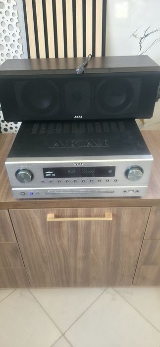 Sistem Akai 5.1, amplificator si boxe