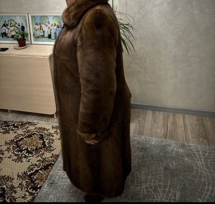 Продам норковый шубу