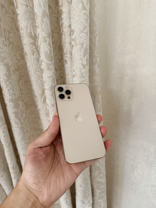 iPhone 12 Pro 256Gb - В идеальном состоянии