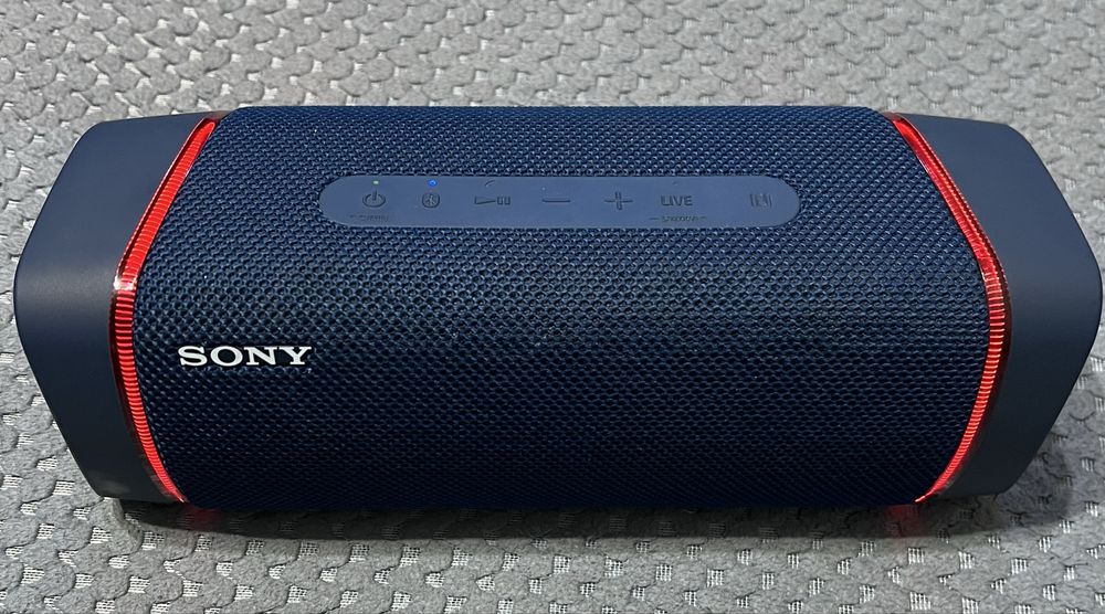 Портативная колонка Sony srs-xb33