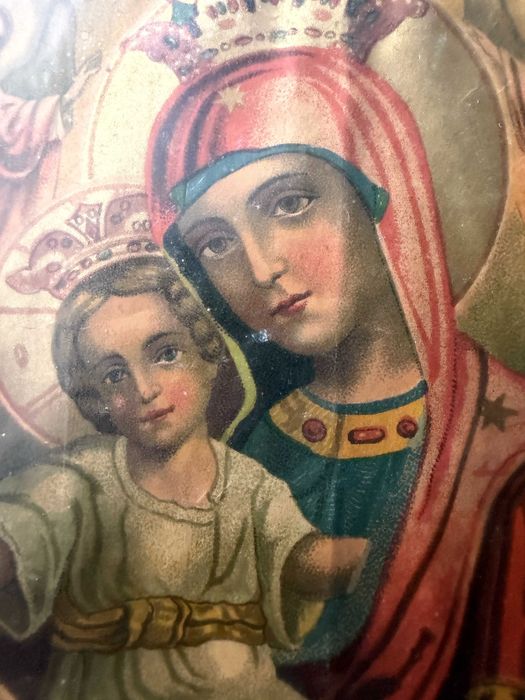 icoana veche  cu rama deosebita si  geam dim 30 x25 cm maica domnului