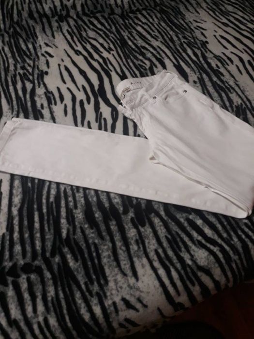 MANGO Бели Дънки