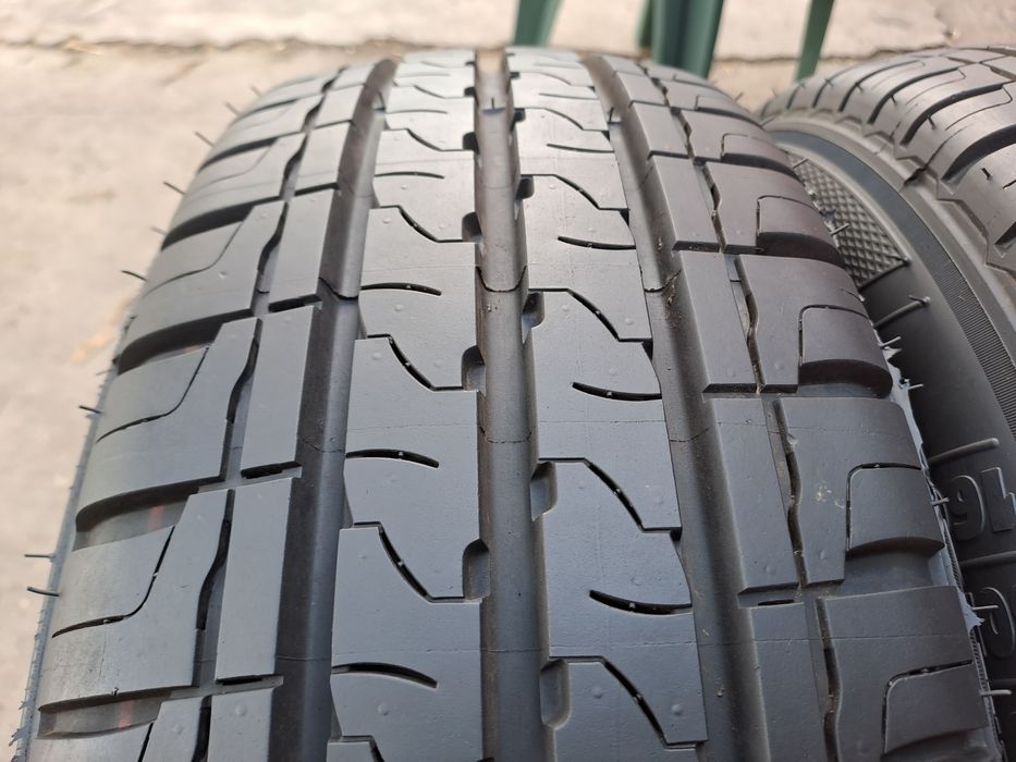 2бр. 2023г. Почти Нови 195/60/16C Kleber Transpro