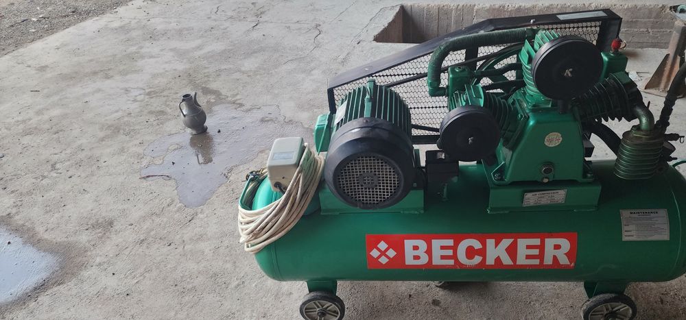 Компрессор 7.5 кв 180л