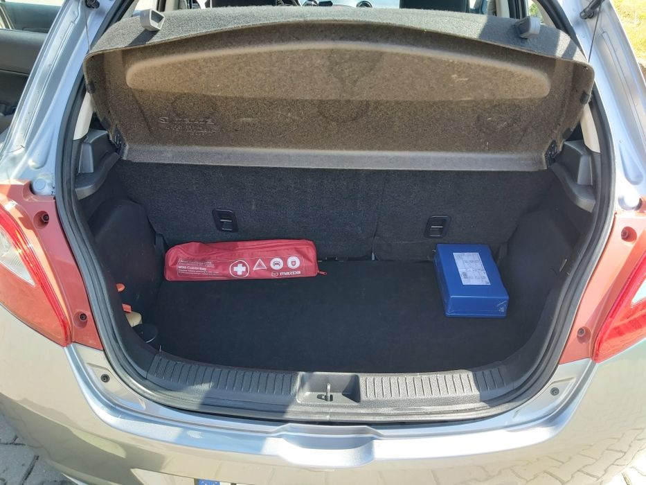 Mazda 2 model GT-LINE 1.3 82 CP cu GPL