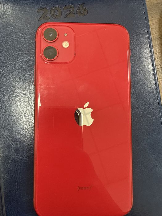 Продам IPhone 11 Red