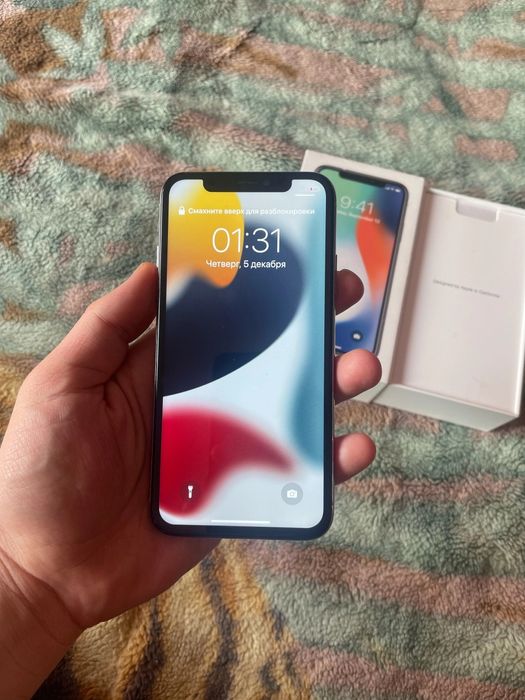 Айфон X  64гб IPhone