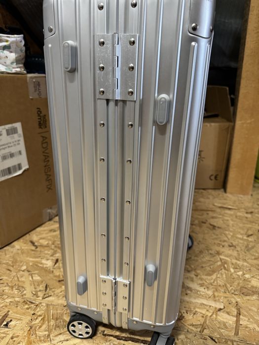 Troller Rimowa aluminiu 80L Marimea M