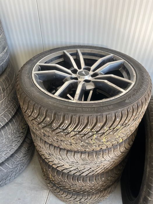 Гуми с джанти за Mustang