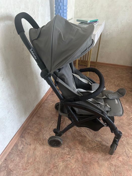 Продам коляску б/у
