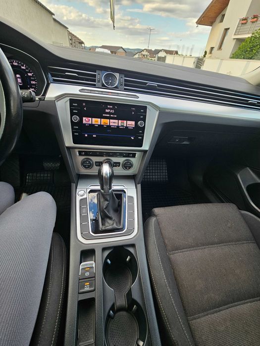 VOLKSWAGEN Passat 2018 — imagine 5