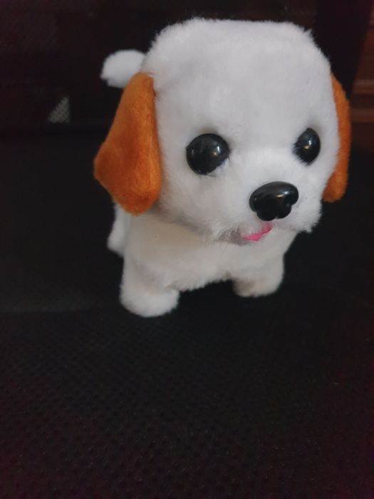 Автомобильная кукла собачка такса.