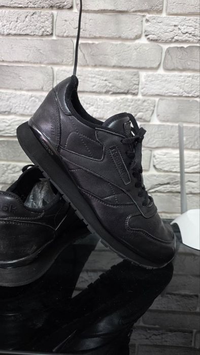 Оригинальные кроссы Reebok