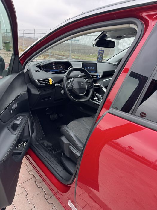 Peugeout 3008 ,1.2 benzina turbo 130 cai puretech