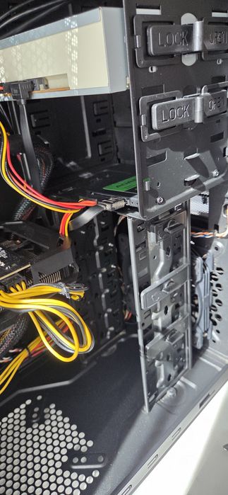 PC Budget - i5 2500, 8GB RAM, R9 270X 2GB