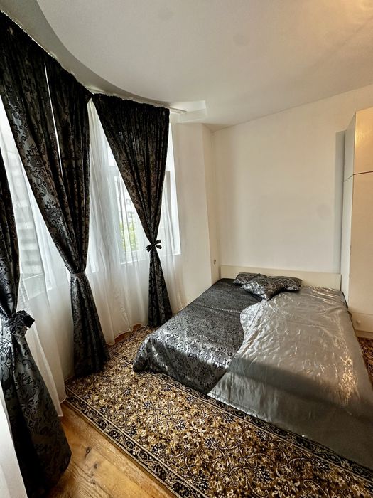 Продава се Тристаен апартамент в Асеновград - 90 кв.м за 1278 €/кв.м - Снимка #4