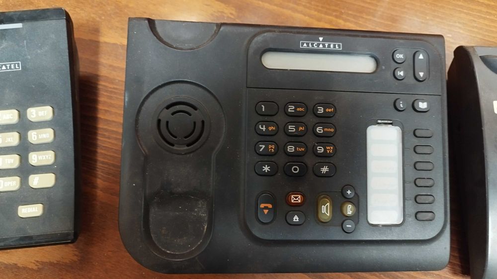 Стационарни телефони телефони Alcatel