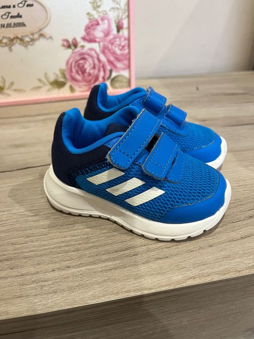 Детски маратонки Адидас 19 номер