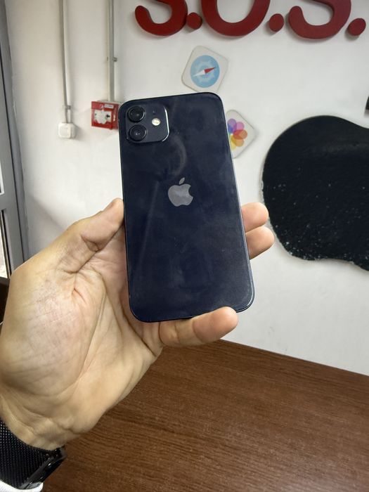 Vand Iphone 12 64Gb black