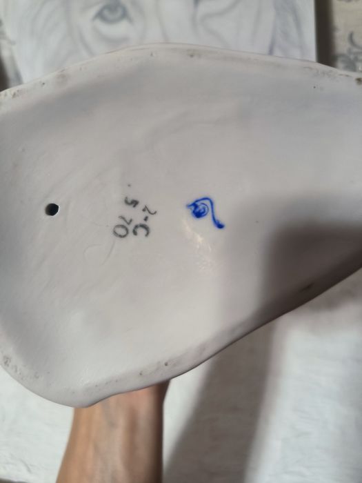 Статуэтка фарфоровая советская