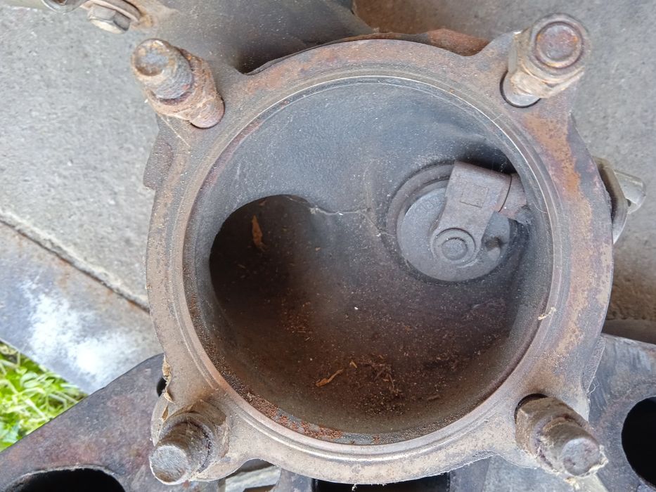 Дюзи от 2.0т изпускателна колектор турбо к053 радиатор за шаран