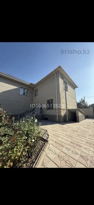 Котедж 400кв басейн все есты
