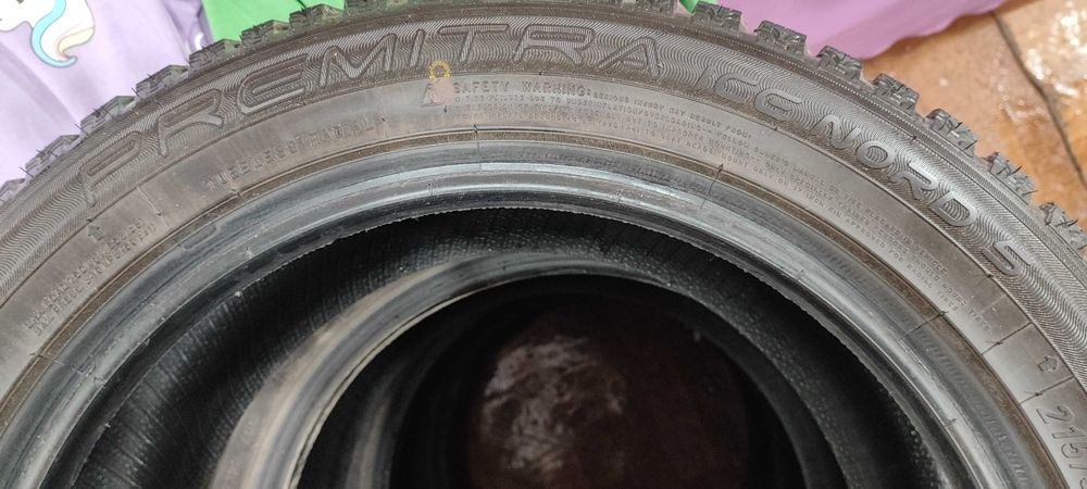 Зимние шины с шипами 215/55/17