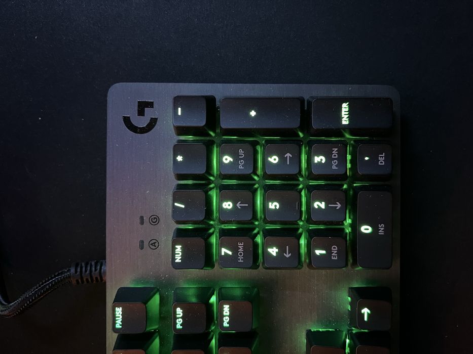 LOGITECH G513 Carbon