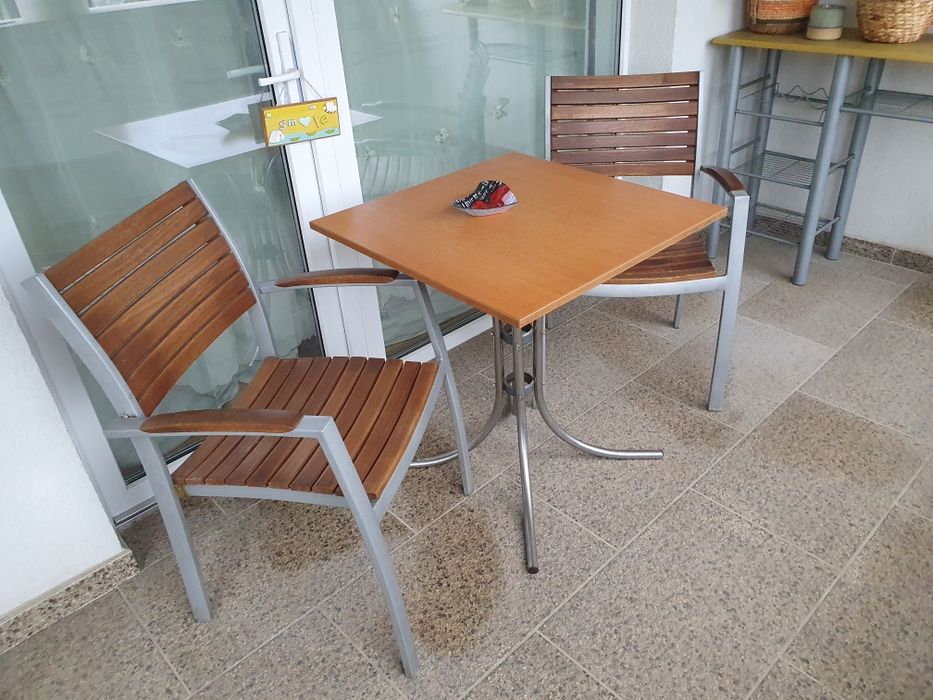 Set 5 mese cu cate 4 scaune (5+20) de aluminiu cu lemn