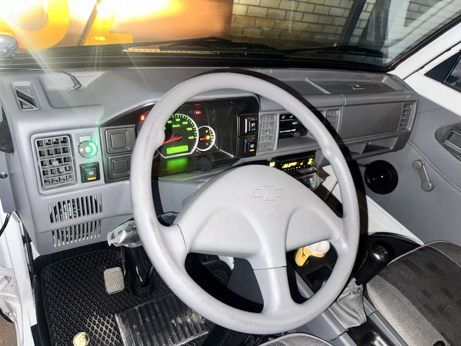 Damas 2 Style plus sotiladi srochna