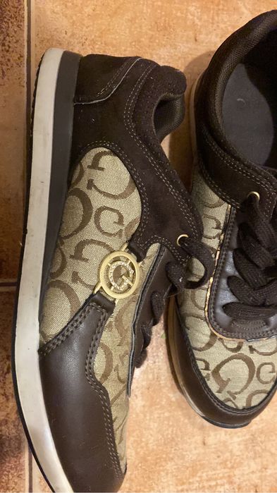 Обувки запазени оригинални и боти естествена кожа