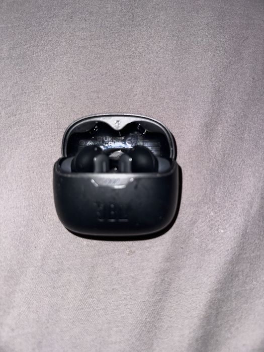 Casti Bluetooth JBL si Skull