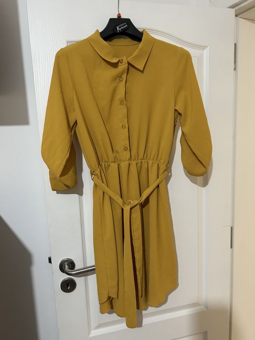 Дрехи рокли с/м