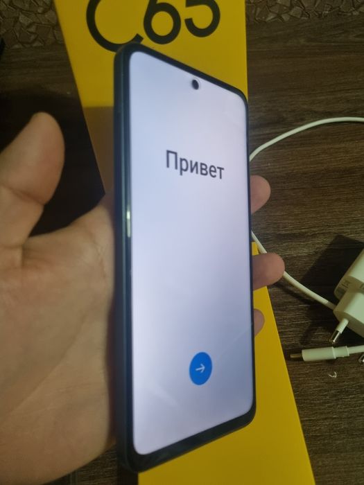 Смартфон Realme C65