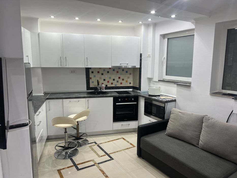 Garsonieră de închiriat – Ultracentral, lângă Universitate