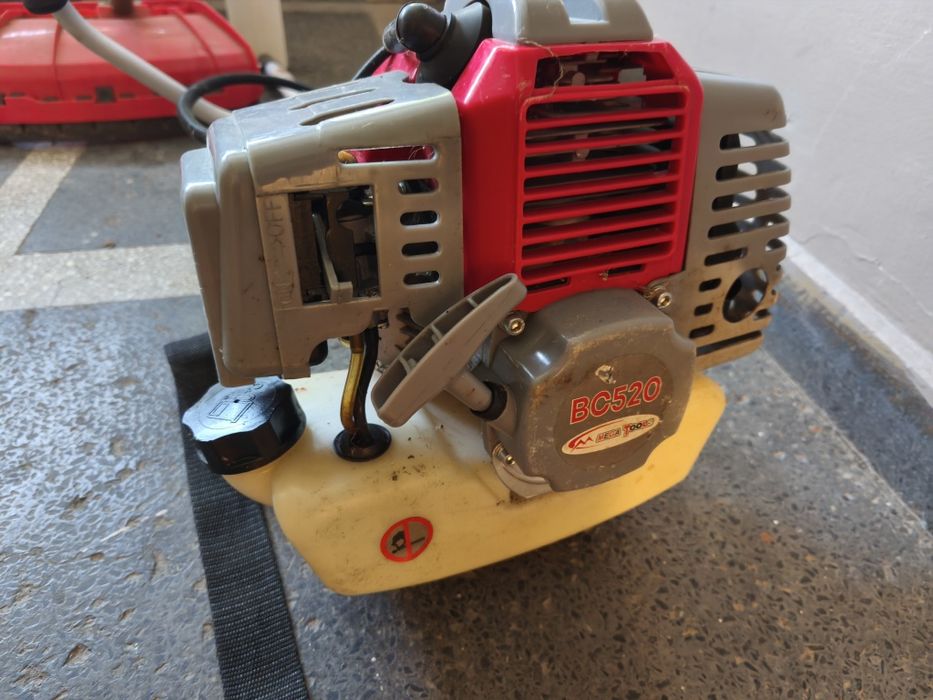 Моторна  КОСА MEGA TOOLS 52 CM3 резачка ( бензин тример ) BC520